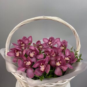 Корзина с Орхидеями 13 штук